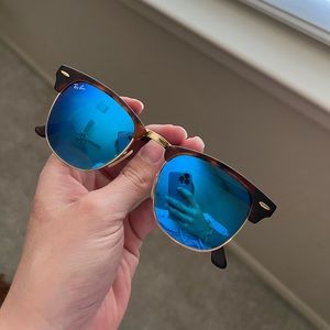 Ray-Ban Clubmaster Blue Reflective Tortoise